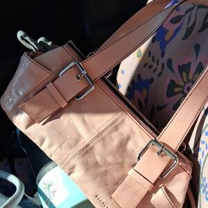 Kenneth cole ballet pink baguette 100% Leather